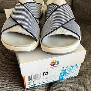 Cloudsteppers by Clarks Women's Navy and White Crisscross Sandals